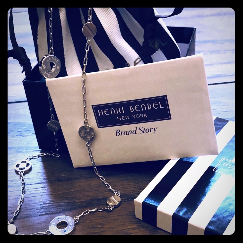 Henri Bendel long silver chain - never worn